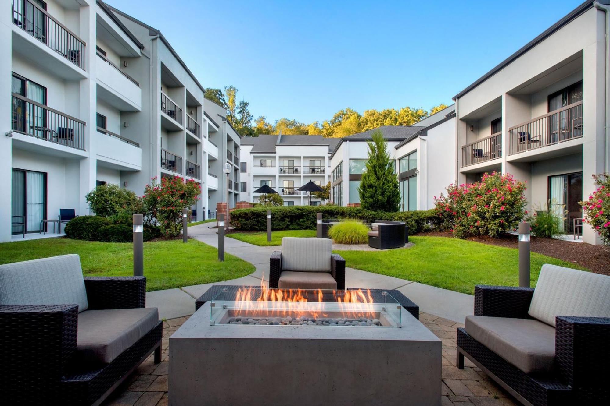 Courtyard By Marriott Tarrytown Westchester County Exteriér fotografie